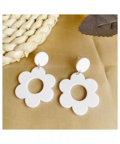 Acrylic 60s 70s Flower Dangle Earrings Daisy Drop Earrings Colorful Floral Earrings White $6.10 Earrings